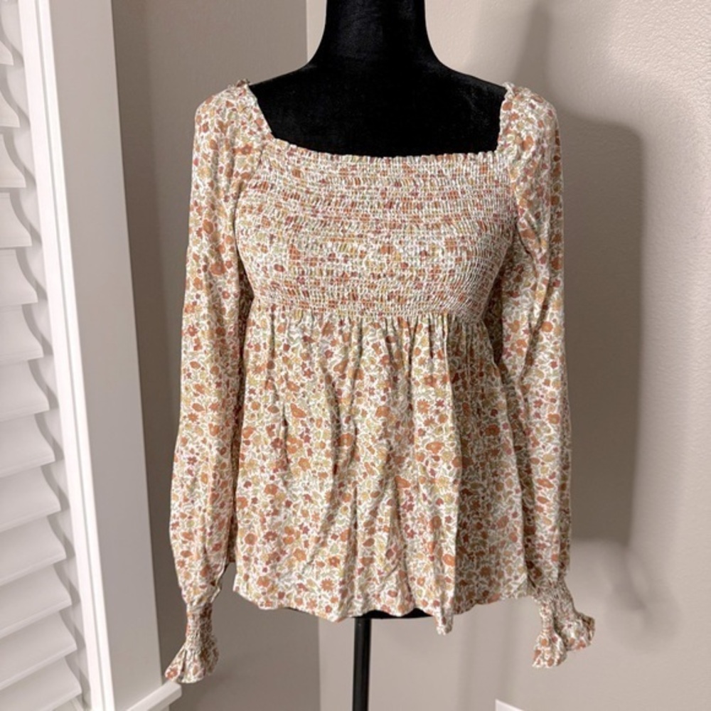 NWT Cynthia Rowley smocked floral long sleeve top size small